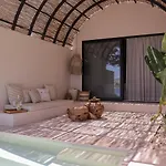 Gaia Alacati By The Sea - Adult Only Szálloda Çeşme